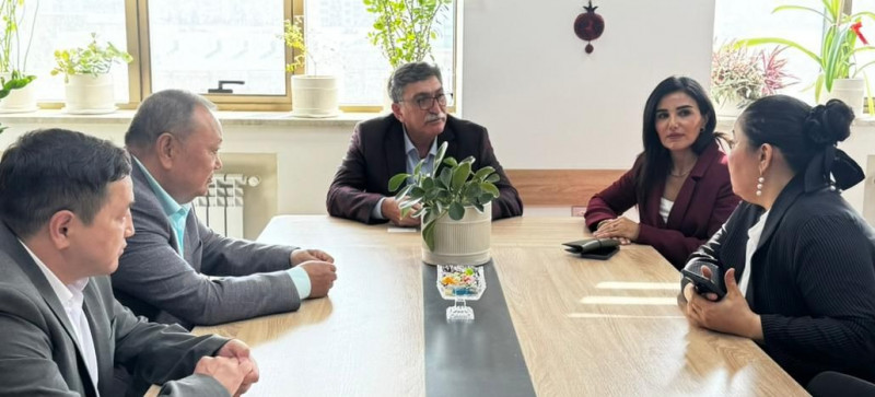 Delegation from the R. B. Suleimenov Institute of Oriental Studies Visits BSU