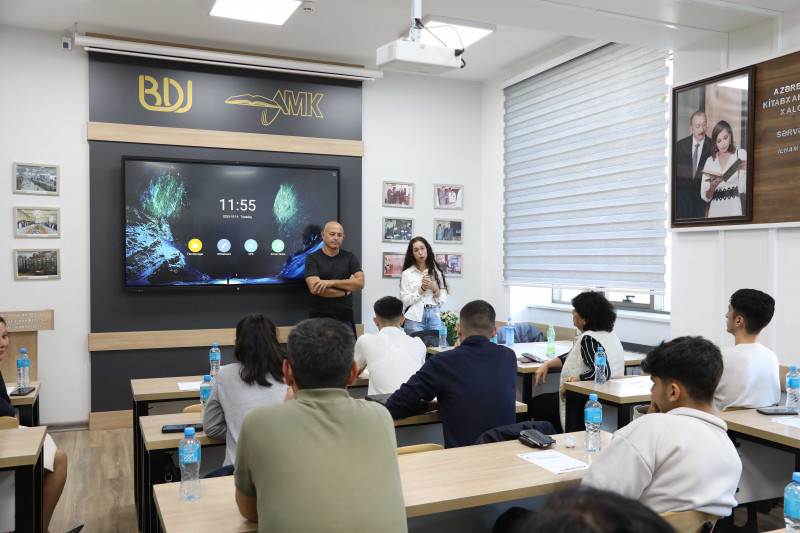 BDU-da Süni İntellekt və Verilənlər Elmi üzrə II Avrasiya Forumu çərçivəsində Payız Məktəbi başlayıb