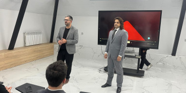 “Bakcell” şirkəti BDU tələbələri üçün infosessiya keçirib