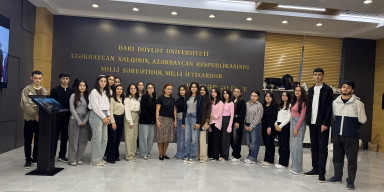 BDU-nun Kimya fakültəsi tələbələri Heydər Əliyev Muzeyinə ekskursiya ediblər