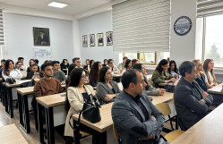 BDU-nun Jurnalistika fakültəsində Əməkdar jurnalist Emin Musəvi ilə görüş