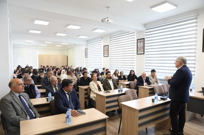 BSU Graduate and Nobel Peace Prize Winner Meets with BSU Students