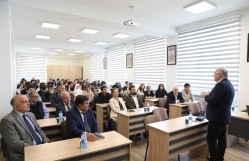 BSU Graduate and Nobel Peace Prize Winner Meets with BSU Students