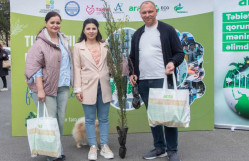 “Exchange Waste for Gifts” Festival Held at BSU