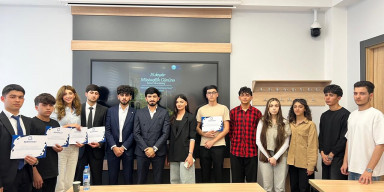 ”Müstəqillik və Müasir Azərbaycan gənci” adlı bilik yarışı