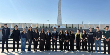 Hərbi Memorial Məzarlıq ziyarət edilib