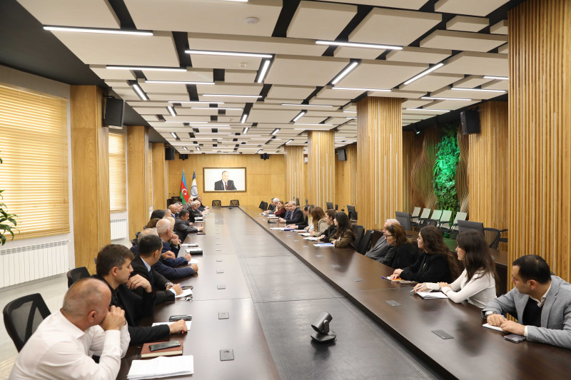 BDU-da ixtisaslaşmaların beynəlxalq akkreditasiyasına hazırlıq məqsədilə görüş keçirilib