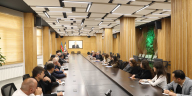 BDU-da ixtisaslaşmaların beynəlxalq akkreditasiyasına hazırlıq məqsədilə görüş keçirilib