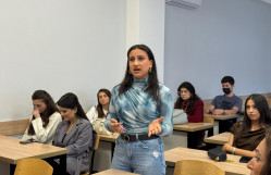 Pakistanın Muslim İnstitutunun direktor müavini Asif Tanver Avan ilə görüş