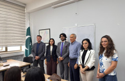 Pakistanın Muslim İnstitutunun direktor müavini Asif Tanver Avan ilə görüş