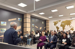 Coğrafiya fakültəsində "18 Oktyabr- Müstəqilliyin bərpası" mövzusunda seminar-tədbir keçirilib