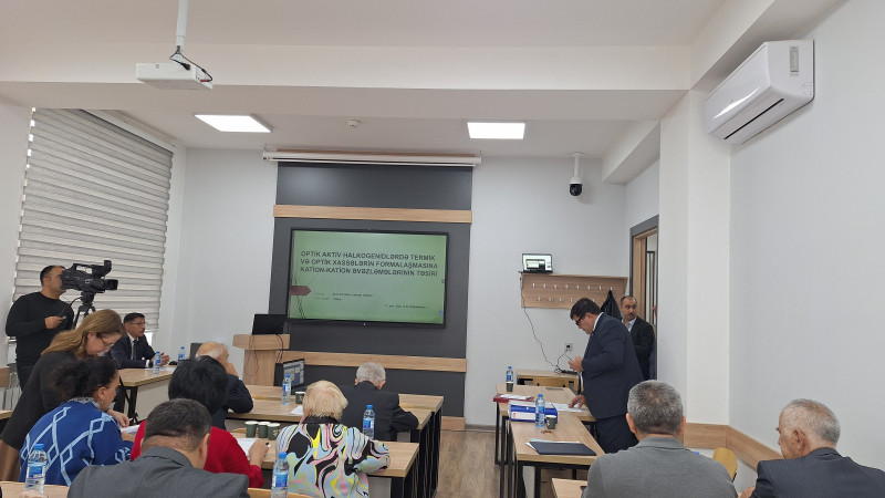 Fizika fakültəsində dissertasiya müdafiəsi keçirilib
