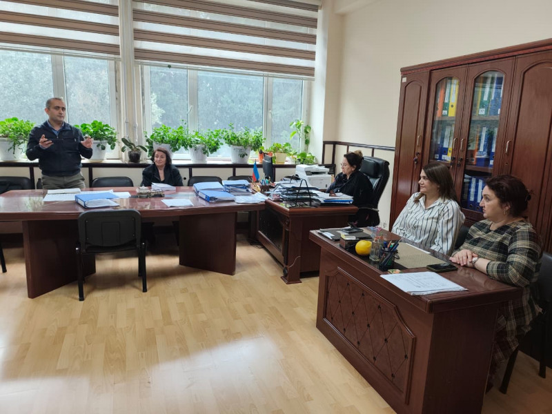 BDU-da “Akademik yazı: bütövlük, əsas prinsiplər və modellər” mövzusunda elmi seminar