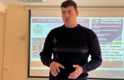 Məlumat bazaları haqqında elmi seminar