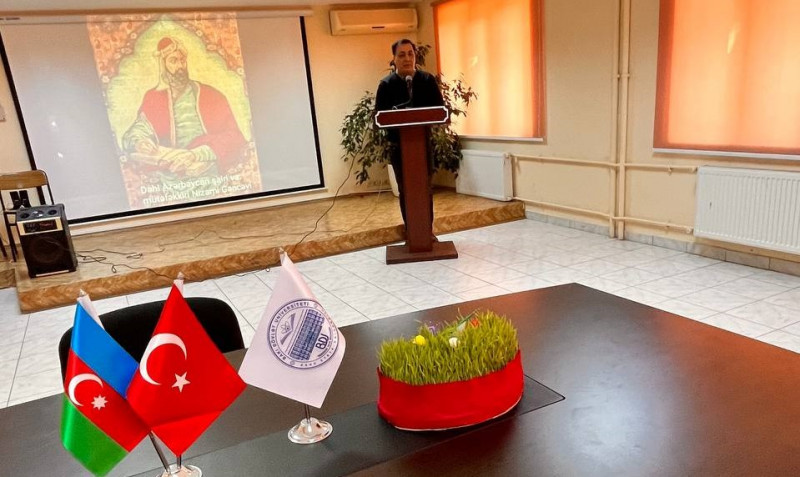 Nizami Gəncəviyə həsr olunmuş mühazirə