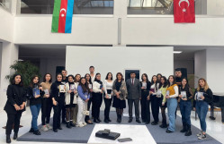 Fakültə tələbələri AMEA Mərkəzi Elmi Kitabxanasında