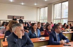 Konsaltinq xidmətlərinin tətbiqinə dair elmi seminar