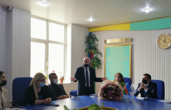 AŞIQ ƏLƏSGƏRƏ HƏSR OLUNMUŞ KİTABIN TƏQDİMATI KEÇİRİLİB