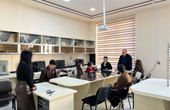 “Orta məktəb kimya dərslərində yaşıl kimya prinsiplərinin tətbiqi” mövzusunda elmi seminar keçirildi