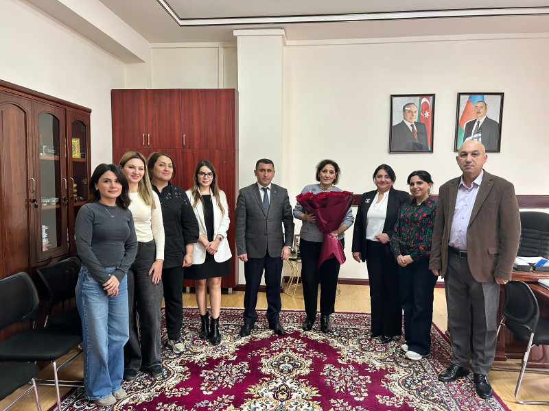 Tyutor Lalə xanımın yubileyidir