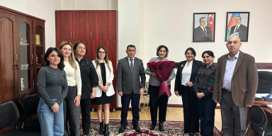 Tyutor Lalə xanımın yubileyidir