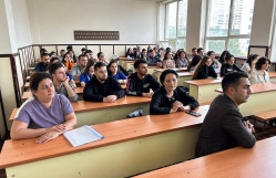 Müstəqilliyin Bərpası Gününə həsr edilmiş xüsusi dərs