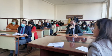 ABUZƏR XƏLƏFOVA HƏSR EDİLMİŞ TEC SEMİNARI