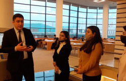 TƏLƏBƏRİMİZ ADA UNİVERSİTETİ KİTABXANASINDA