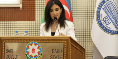 Şərqşünaslıq fakültəsinin dekanı Aydan Xəndan AZƏRTAC-a müsahibə verib