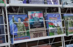 BDU-da Zəfər Günü ilə bağlı kitab sərgisi