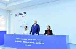 Akademik Rasim Əlquliyev BDU-nun SABAH qruplarının tələbələrinə ustad dərsi keçib