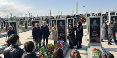 BDU-nun şəhid məzunu Namiq Cavadovun məzarı ziyarət olunub