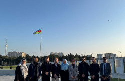 BDU-nun əcnəbi tələbələri Fəxri xiyabanı və Şəhidlər xiyabanını ziyarət ediblər