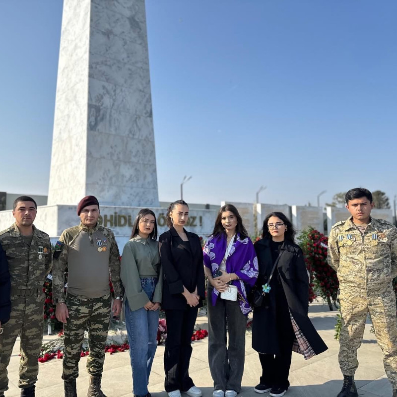 8 Noyabr-Zəfər Günü münasibətilə Hərbi Memorial Məzarlığı ziyarət edilib.