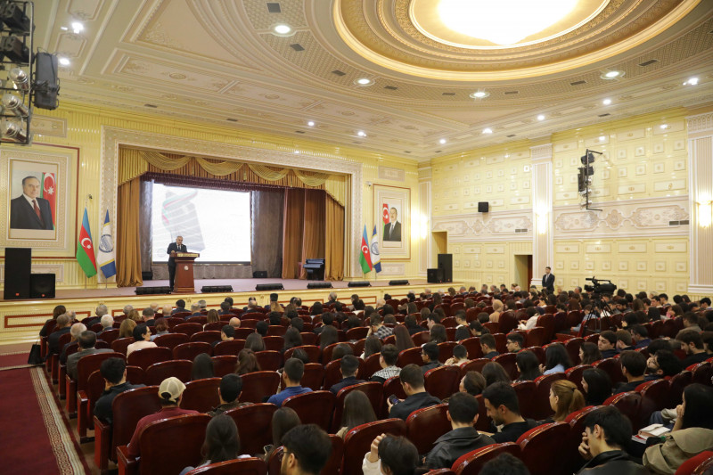 BDU-da Konstitusiya Günü qeyd olunub