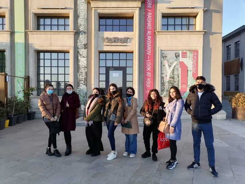 TƏLƏBƏLƏRİMIZ “YARAT” İNCƏSƏNƏT MƏRKƏZİNDƏ