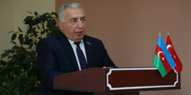 ULU ÖNDƏRİN GƏNCLƏR SİYASƏTİ