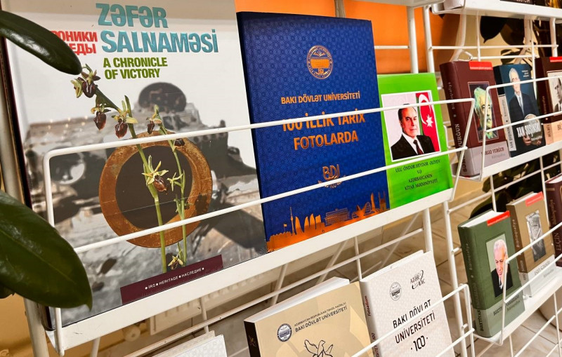 FAKÜLTƏDƏ KİTAB SƏRGİSİ