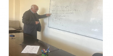 “Riyazi kibernetika” kafedrasının növbəti  elmi seminarı keçirilmişdir.