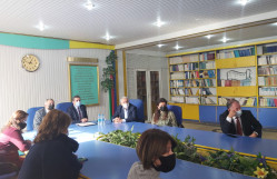 ZƏFƏRƏ HƏSR OLUNMUŞ ELMİ SEMİNAR