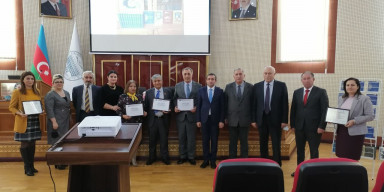 ƏZİZƏ CƏFƏRZADƏ - 100