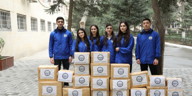 "SİMURQ" KİTABXANASINA KİTABLAR GÖNDƏRİLİB