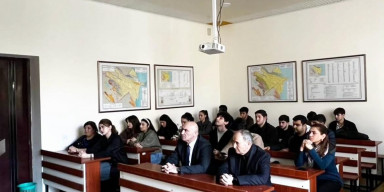 TEC-NIN TƏŞKİLATÇILIĞI ILƏ “ZƏLZƏLƏRİN HAZIRLANMA DÖVRÜNÜ ƏKS ETDİRƏN MODELLƏR" MÖVZUSUNDA ELMİ SEMİNAR KEÇİRİLİB