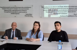 "Sosial mediada publisistika" mövzusunda elmi seminar