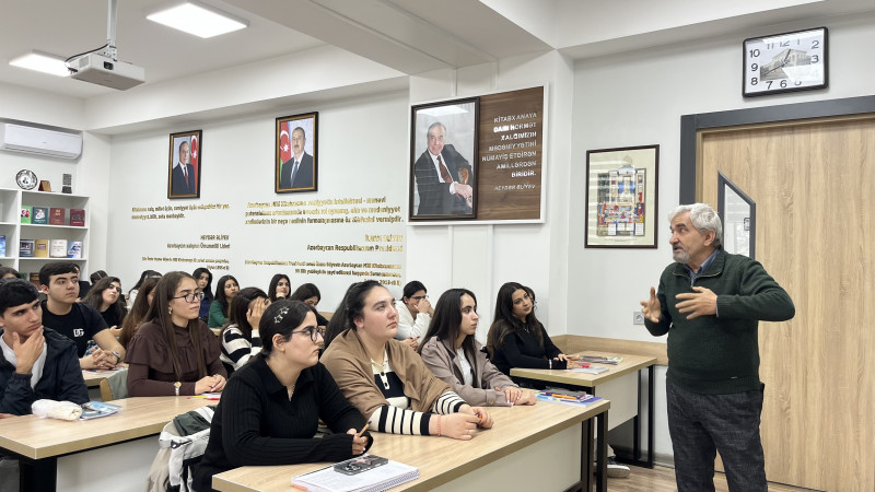 DOSENT PƏRVİZ KAZİMİNİN AÇIQ DƏRSİ