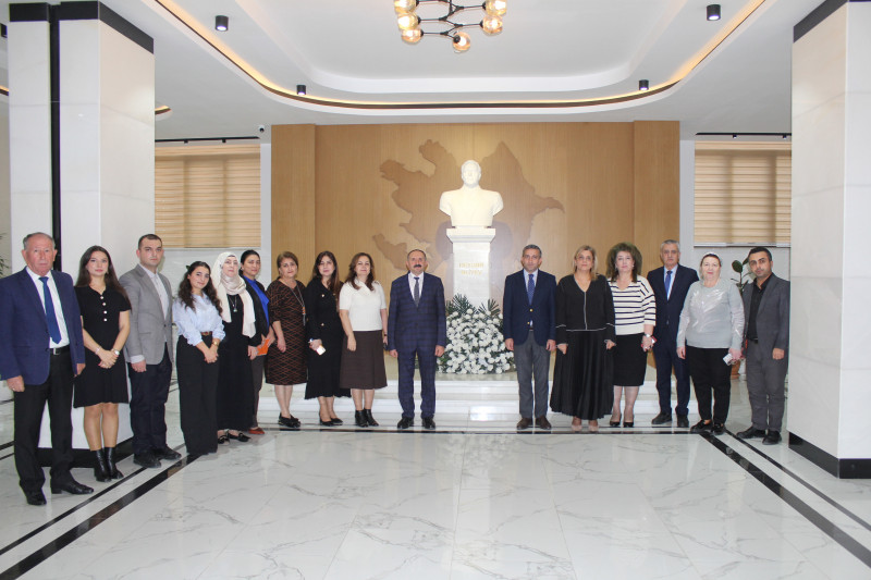 ELEKTRON MƏLUMAT  BAZASININ TƏQDİMATI KEÇİRİLİB