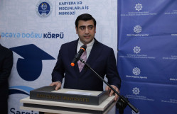 BDU-da tarixi Zəfərin 5 illik yubileyinə həsr olunmuş ixtisaslaşmış Karyera Sərgisi keçirilib