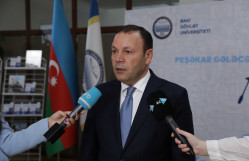 BDU-da tarixi Zəfərin 5 illik yubileyinə həsr olunmuş ixtisaslaşmış Karyera Sərgisi keçirilib