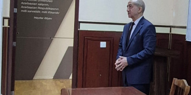 “Kriptoqrafiyada elmi-praktiki işlərin yeni istiqamətləri” mövzusunda ustad dərsi