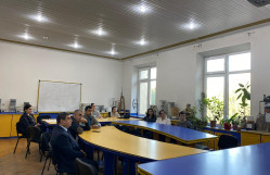 Nəzəri fizika kafedrasında elmi seminar keçirilib